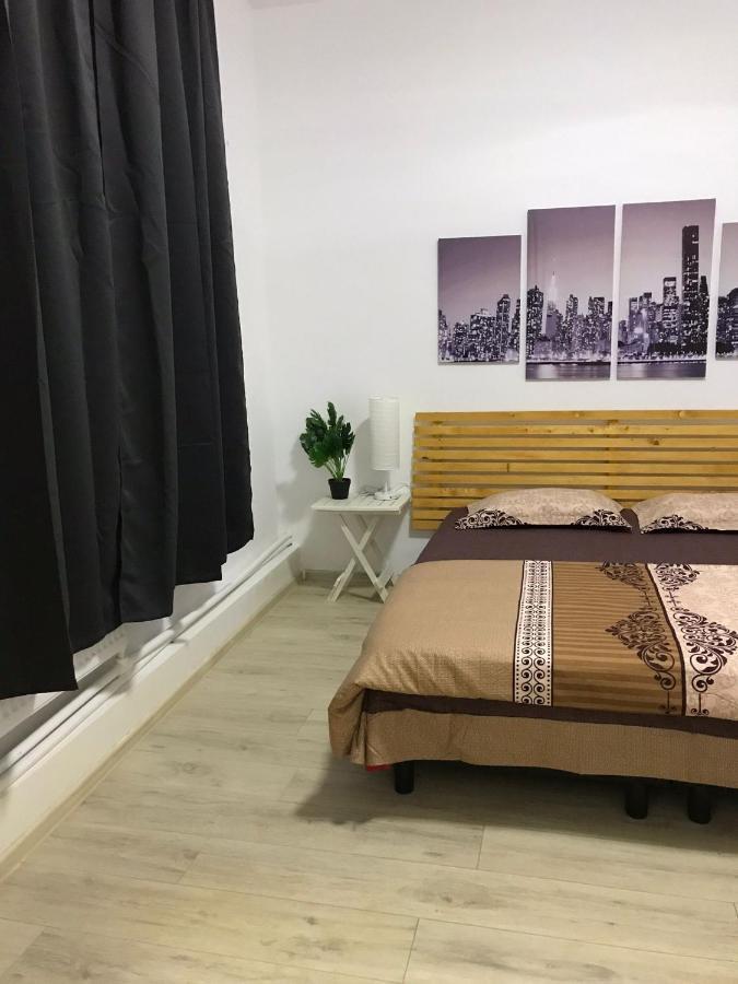 Large Centre Apartment